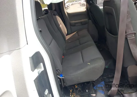 2011 Chevrolet Silverado 1500 Work Truck z USA, uszkodzony, nr VIN 1GCRCPEXXBZ199070